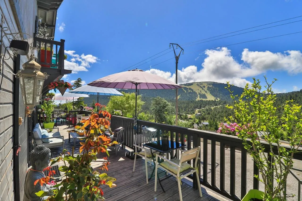 L'Alpen Roc Bed & Breakfast Caille France