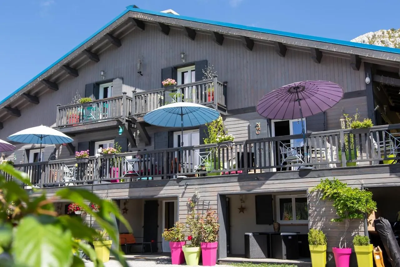 L'Alpen Roc Bed & Breakfast Caille