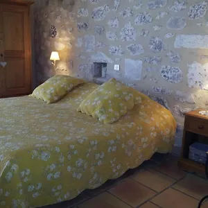 Couette-café Ferme Terre Bio Provence, Lapalud