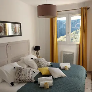 Couette-café Entre Et Montagnes D'étape La Maison Barnoin Et Individuels, Bouyon